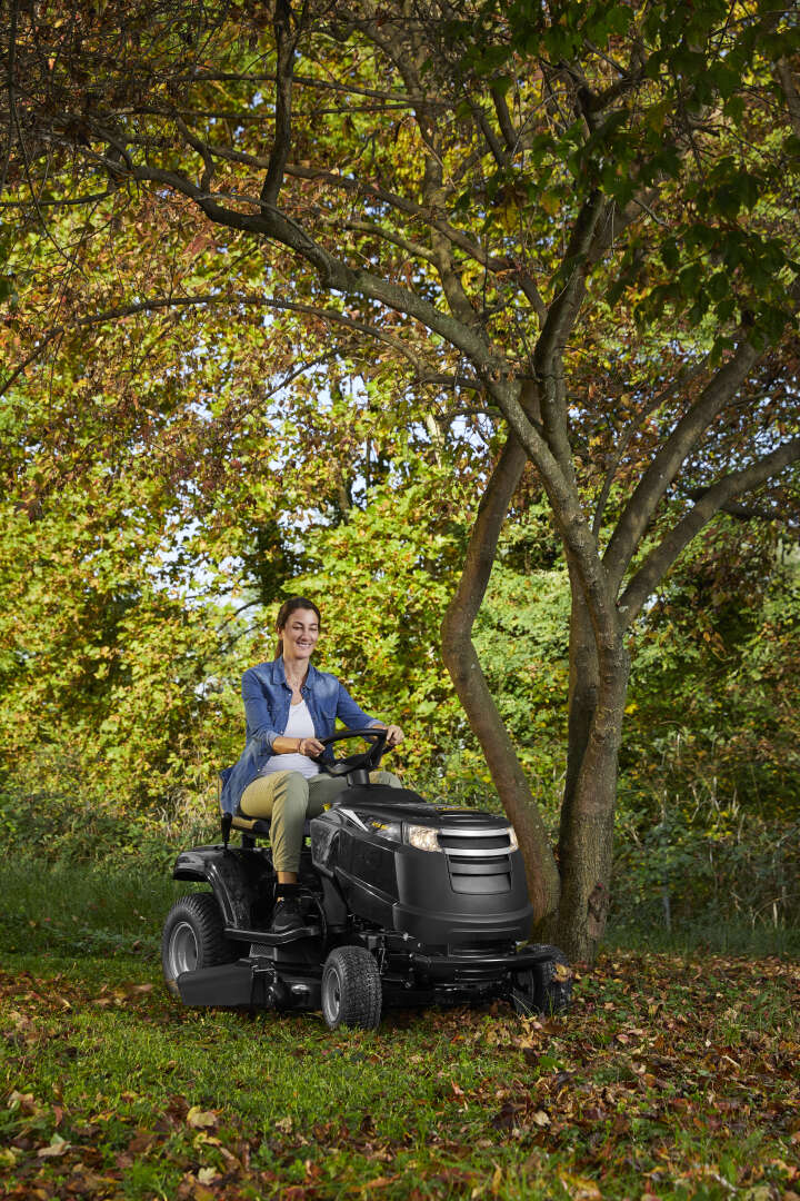 ALPINA Benzin-Rasentraktor AT3 98 A